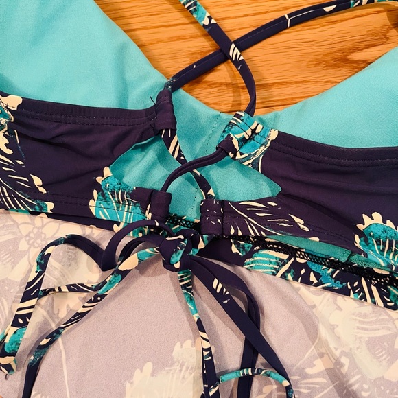 👙 Basta Surf womens blue bikini size small 👙 - Picture 9 of 11